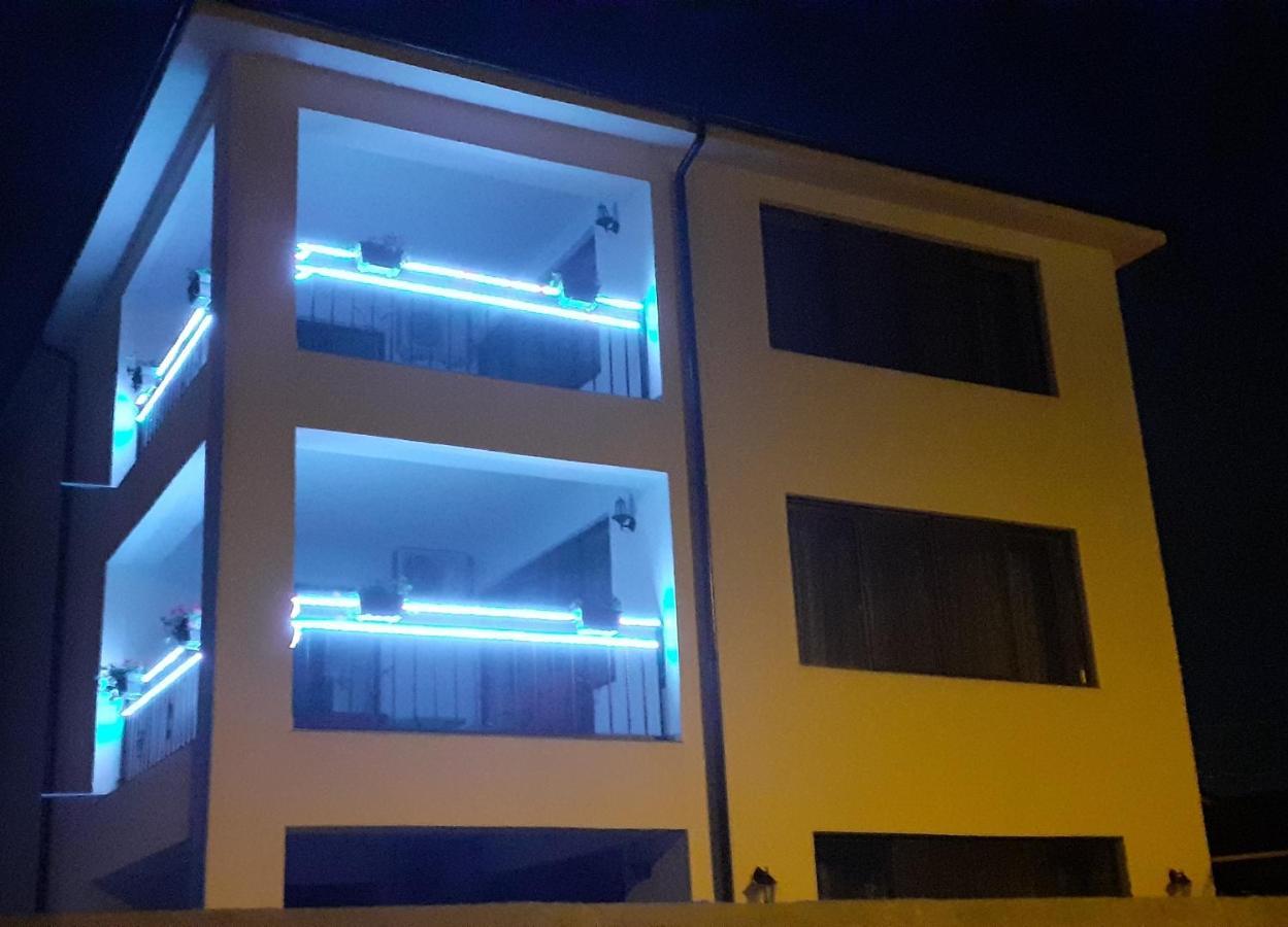 Splendid Aparthotel Navodari Bagian luar foto