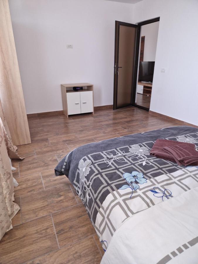 Splendid Aparthotel Navodari Bagian luar foto