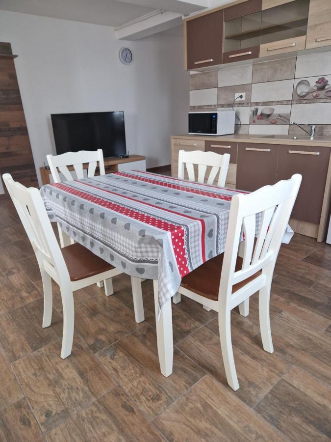 Splendid Aparthotel Navodari Bagian luar foto